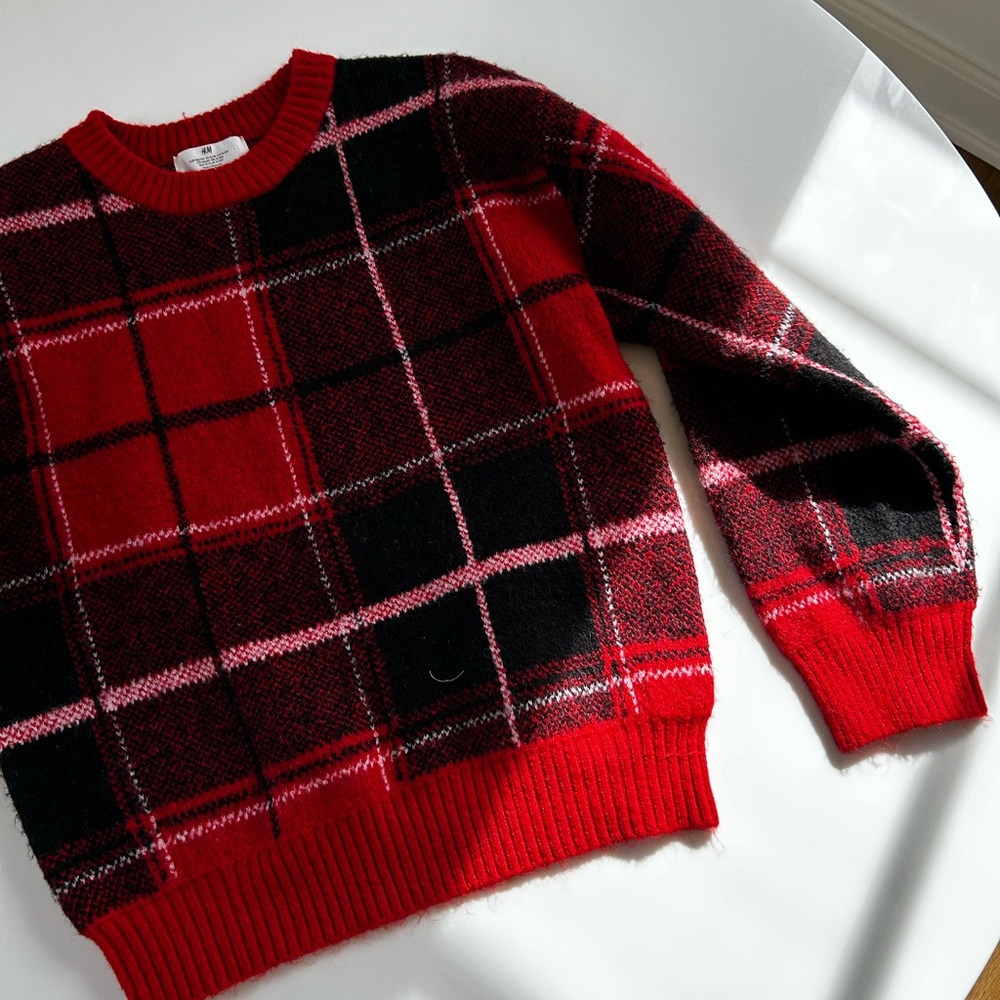 Red Sweater - Picture 3 of 7